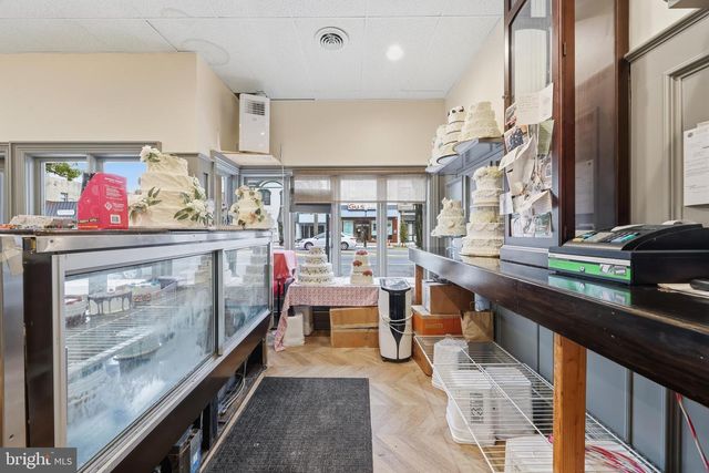 31 S BROAD ST, Woodbury, NJ 08096