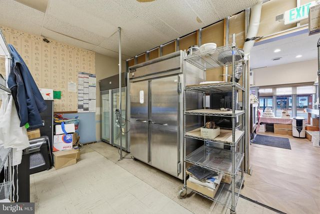 31 S BROAD ST, Woodbury, NJ 08096