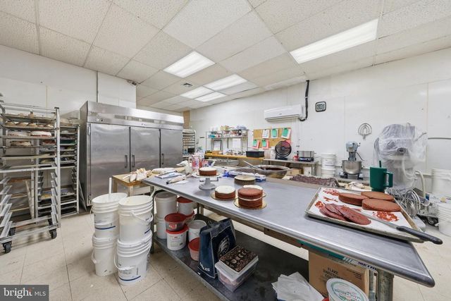 31 S BROAD ST, Woodbury, NJ 08096