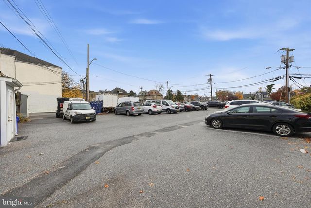 31 S BROAD ST, Woodbury, NJ 08096