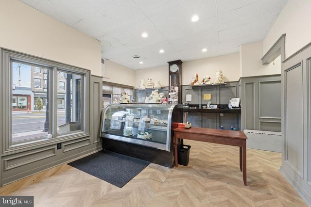 31 S BROAD ST, Woodbury, NJ 08096