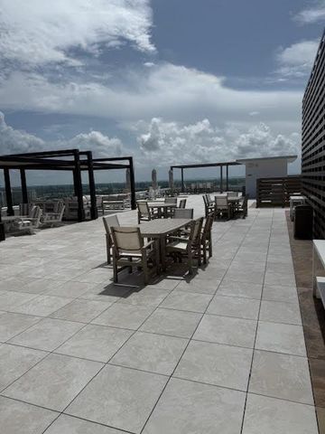 4020 GALT OCEAN Drive 1707, Fort Lauderdale, FL 33308