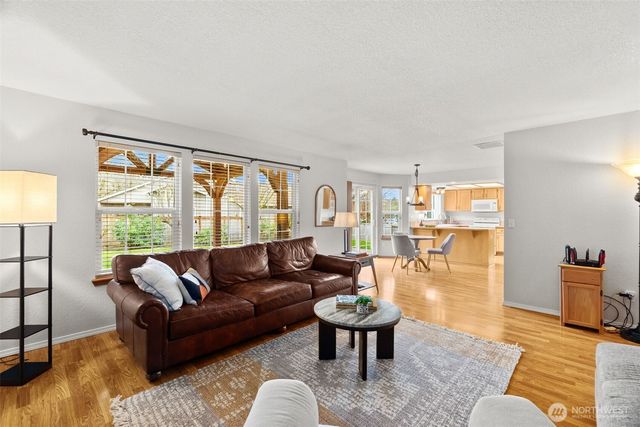 3698 Cassie Court SW, Tumwater, WA 98512