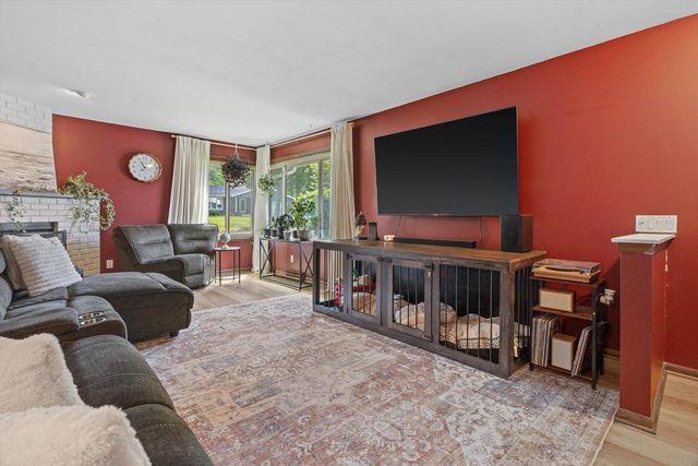 118 Walker DRIVE, Madison, WI 53714