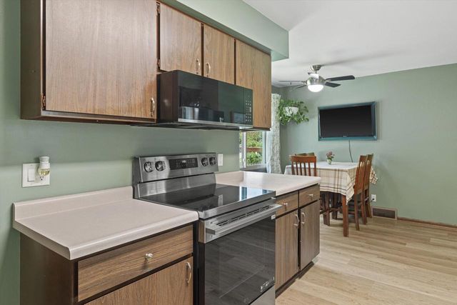 118 Walker DRIVE, Madison, WI 53714