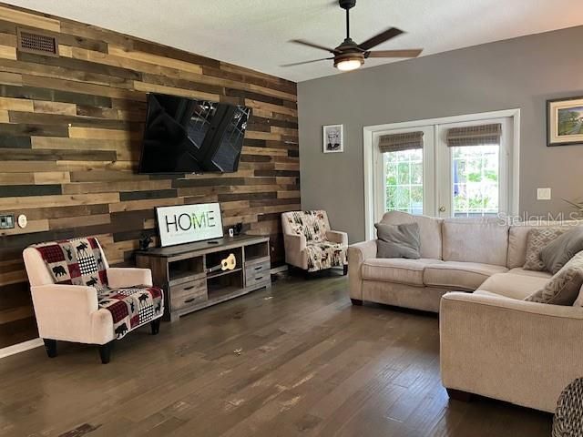 14202 NELL DRIVE, Orlando, FL 32832