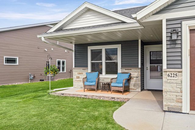 6225 River Run ROAD, La Crosse, WI 54601