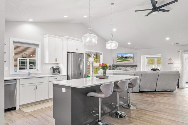 6225 River Run ROAD, La Crosse, WI 54601