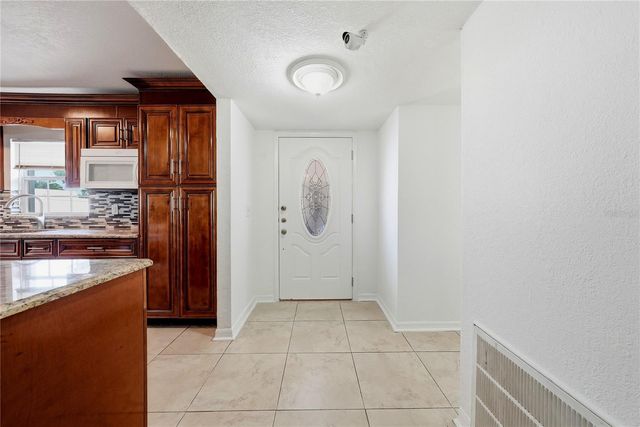 6033 AMBASSADOR DRIVE, Tampa, FL 33615