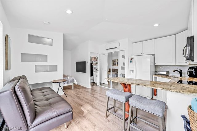 3231 13th AVE SW, Naples, FL 34117