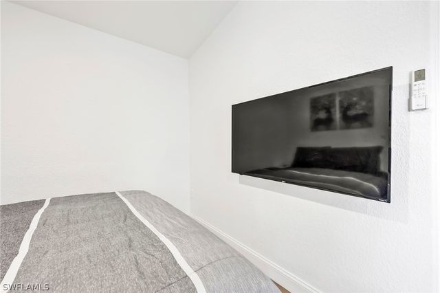 3231 13th AVE SW, Naples, FL 34117