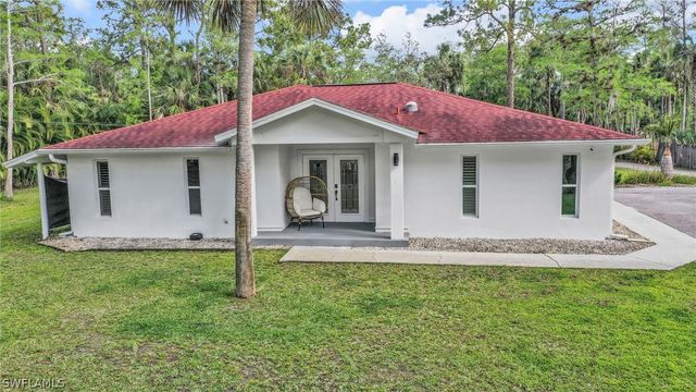 3231 13th AVE SW, Naples, FL 34117