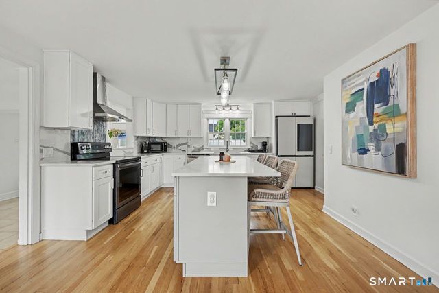 501 Bridgeview Place, Stratford, CT 06614