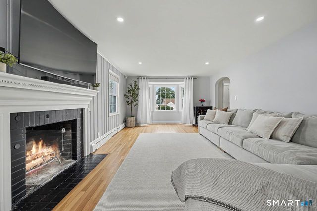 501 Bridgeview Place, Stratford, CT 06614