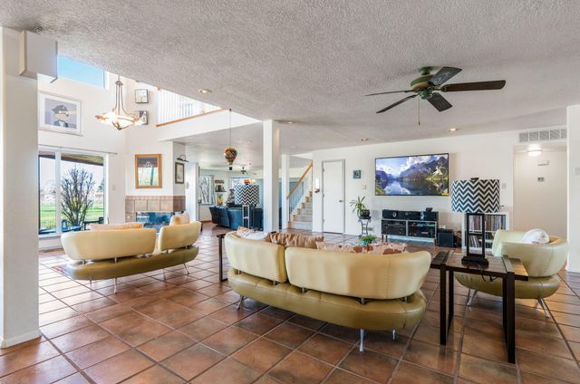 5001 Justin Drive NW, Albuquerque, NM 87114