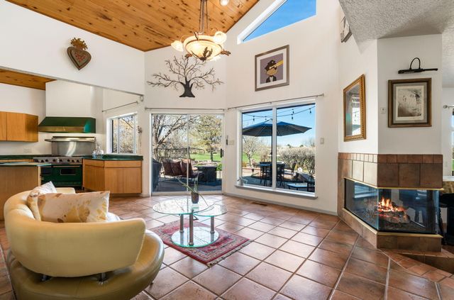 5001 Justin Drive NW, Albuquerque, NM 87114