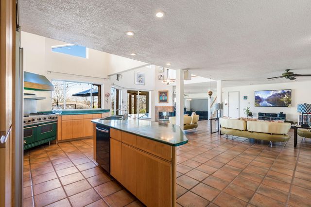 5001 Justin Drive NW, Albuquerque, NM 87114