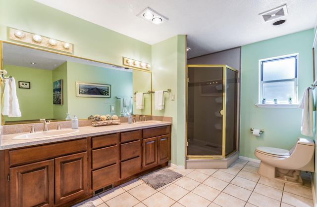 5001 Justin Drive NW, Albuquerque, NM 87114