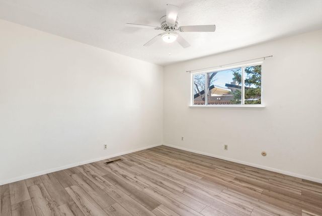 5001 Justin Drive NW, Albuquerque, NM 87114