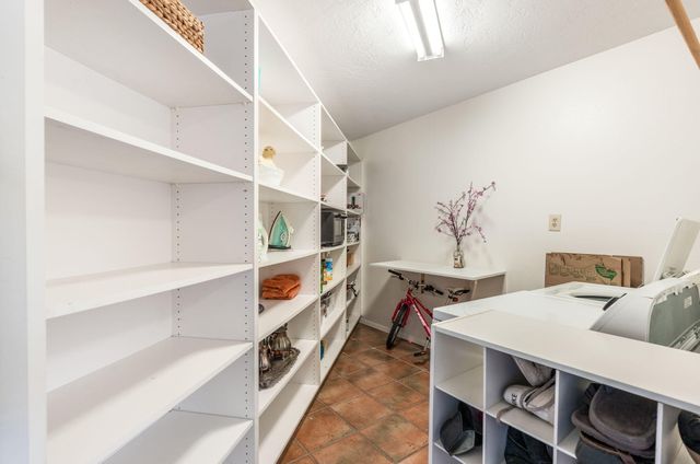 5001 Justin Drive NW, Albuquerque, NM 87114