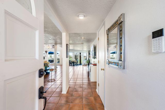 5001 Justin Drive NW, Albuquerque, NM 87114