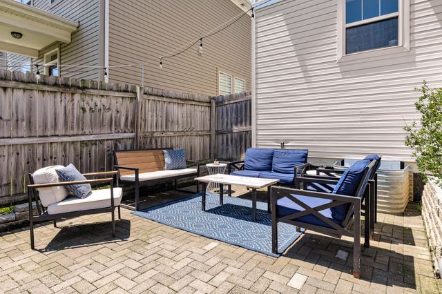 1426 Hamlet Street, Columbus, OH 43201