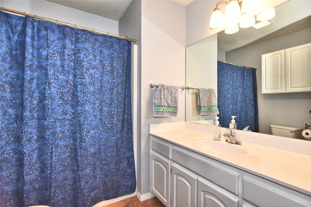 12325 Longhorn Circle, Glenpool, OK 74066