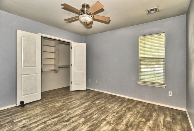 12325 Longhorn Circle, Glenpool, OK 74066