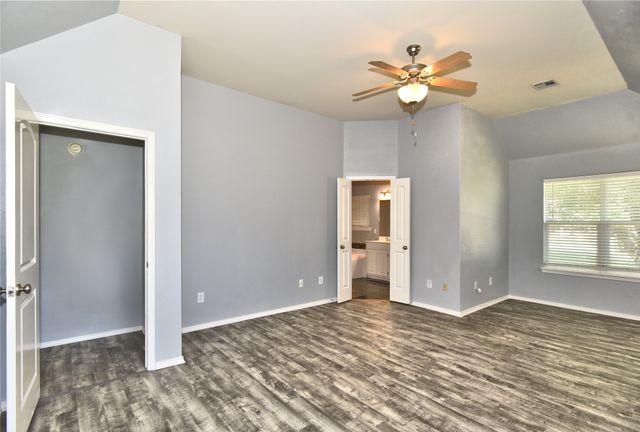 12325 Longhorn Circle, Glenpool, OK 74066
