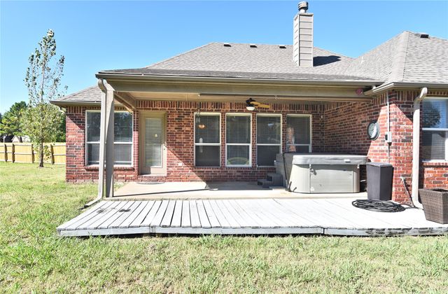 12325 Longhorn Circle, Glenpool, OK 74066