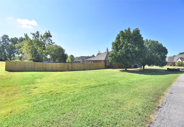 12325 Longhorn Circle, Glenpool, OK 74066