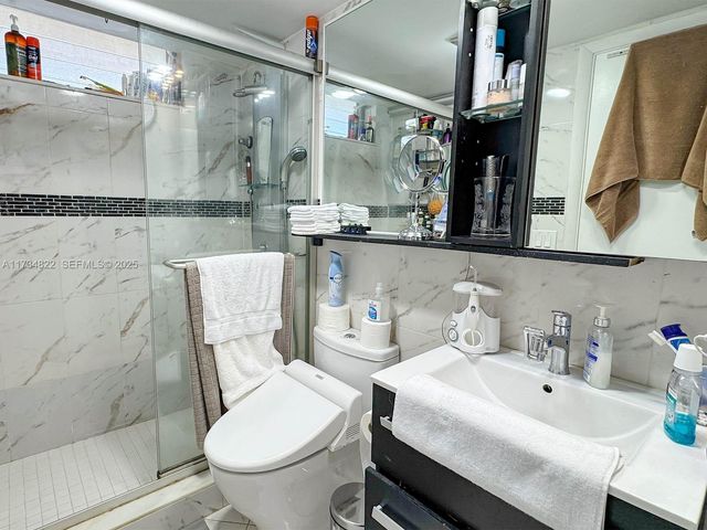 2930 Point East Drive E109, Aventura, FL 33160