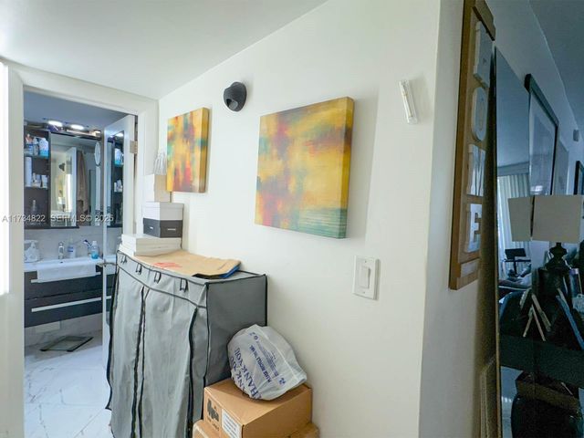 2930 Point East Drive E109, Aventura, FL 33160