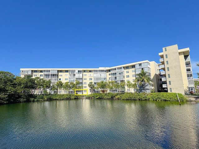 2930 Point East Drive E109, Aventura, FL 33160