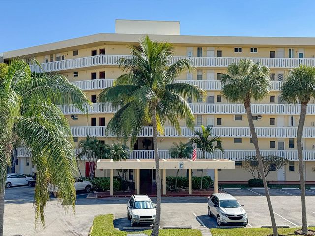 2930 Point East Drive E109, Aventura, FL 33160