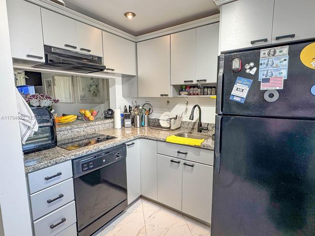 2930 Point East Drive E109, Aventura, FL 33160