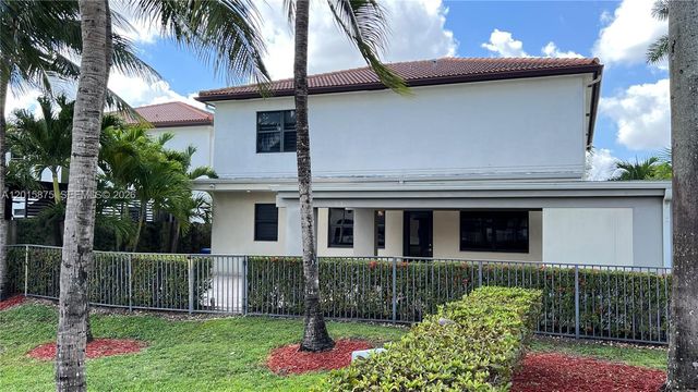 8925 NW 99th Avenue, Doral, FL 33178