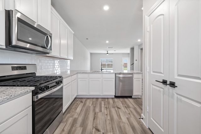 2100 Brentwood Drive, Anna, TX 75409