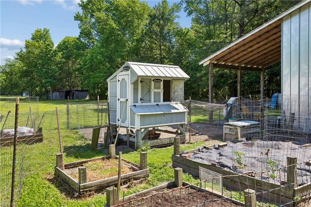 38 Forrest RD, Poquoson, VA 23662