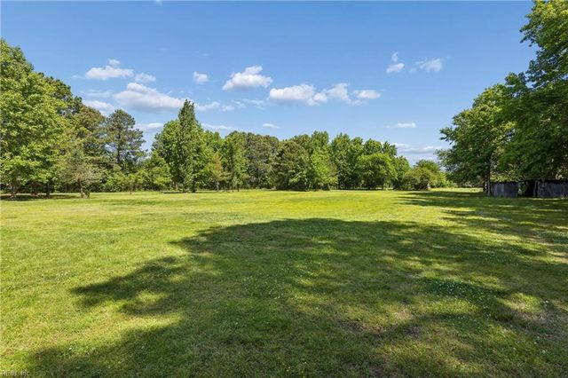38 Forrest RD, Poquoson, VA 23662