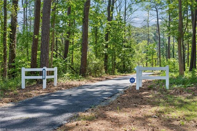 38 Forrest RD, Poquoson, VA 23662