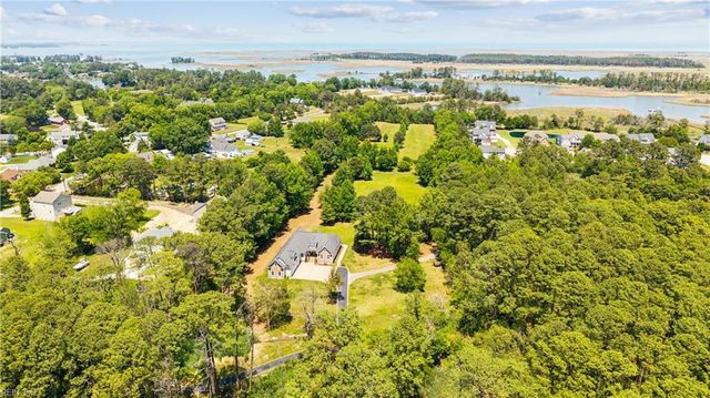 38 Forrest RD, Poquoson, VA 23662