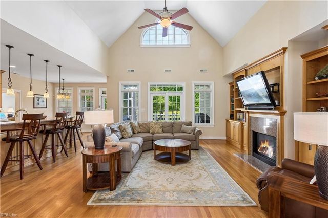 38 Forrest RD, Poquoson, VA 23662