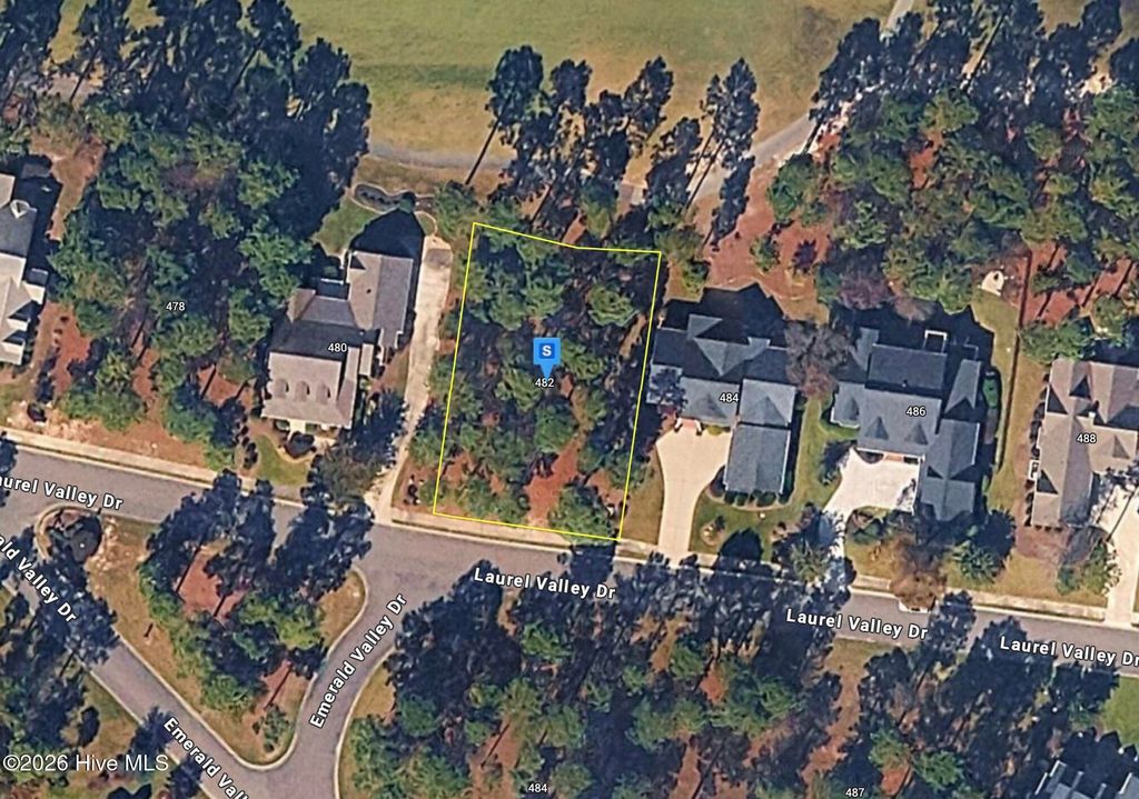 482 Laurel Valley Drive, Shallotte, NC 28470