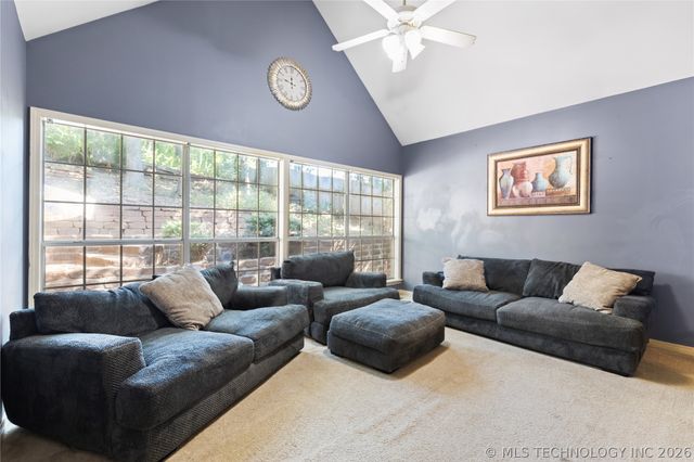 5009 E 86th Place, Tulsa, OK 74137