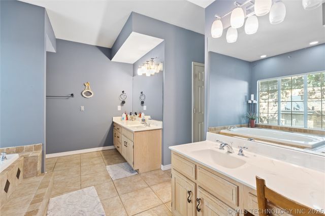 5009 E 86th Place, Tulsa, OK 74137