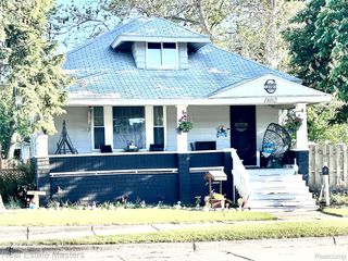 1802 Oak Street, Port Huron, MI 48060