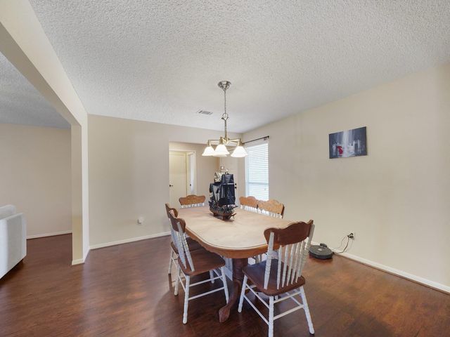 2239 Highland Hills Drive, Sugar Land, TX 77478