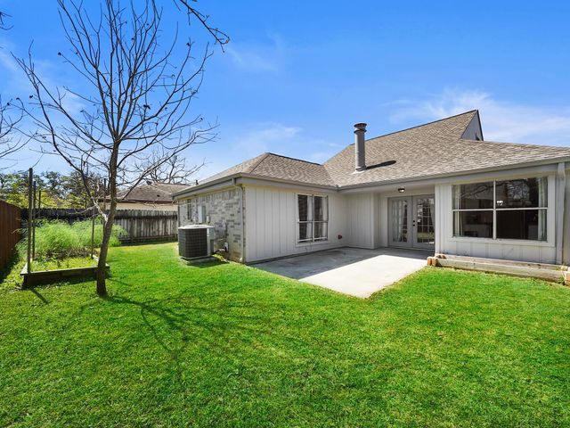 2239 Highland Hills Drive, Sugar Land, TX 77478