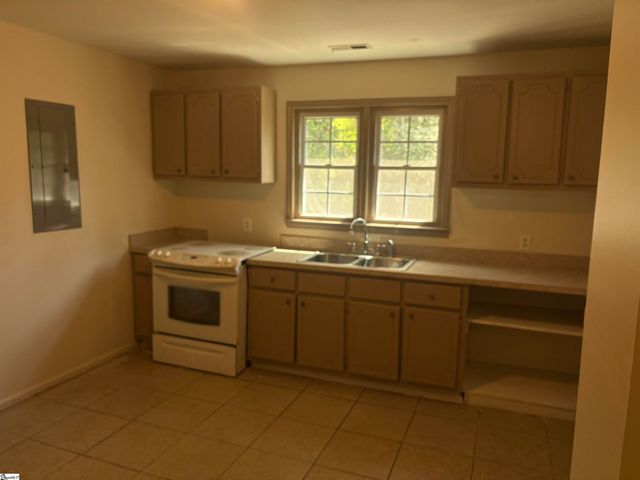 270 Rev Wilson Drive, Spartanburg, SC 29306